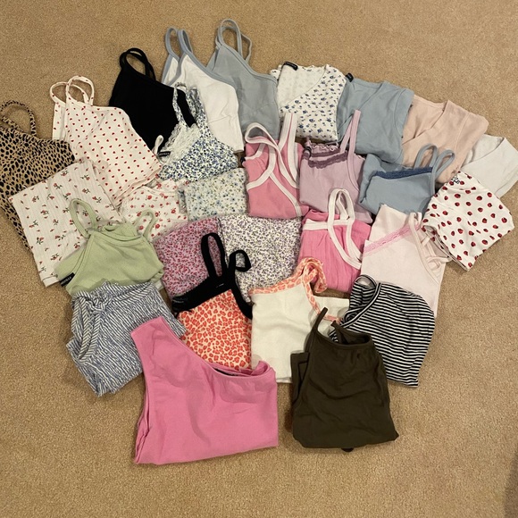 UPDATED BRANDY COLLECTION - Picture 9 of 12